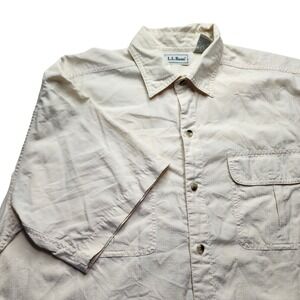 LLBean Mens Short Sleeve Button Shirt Beige Lightweight Utility Pockets Size LG